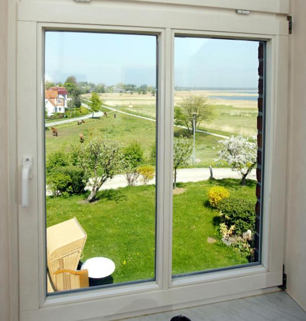Hotel/Pension Bradhering Ahrenshoop Esterno foto